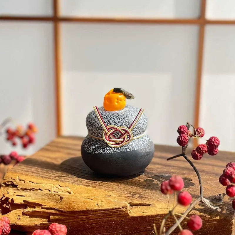 Kagami Mochi