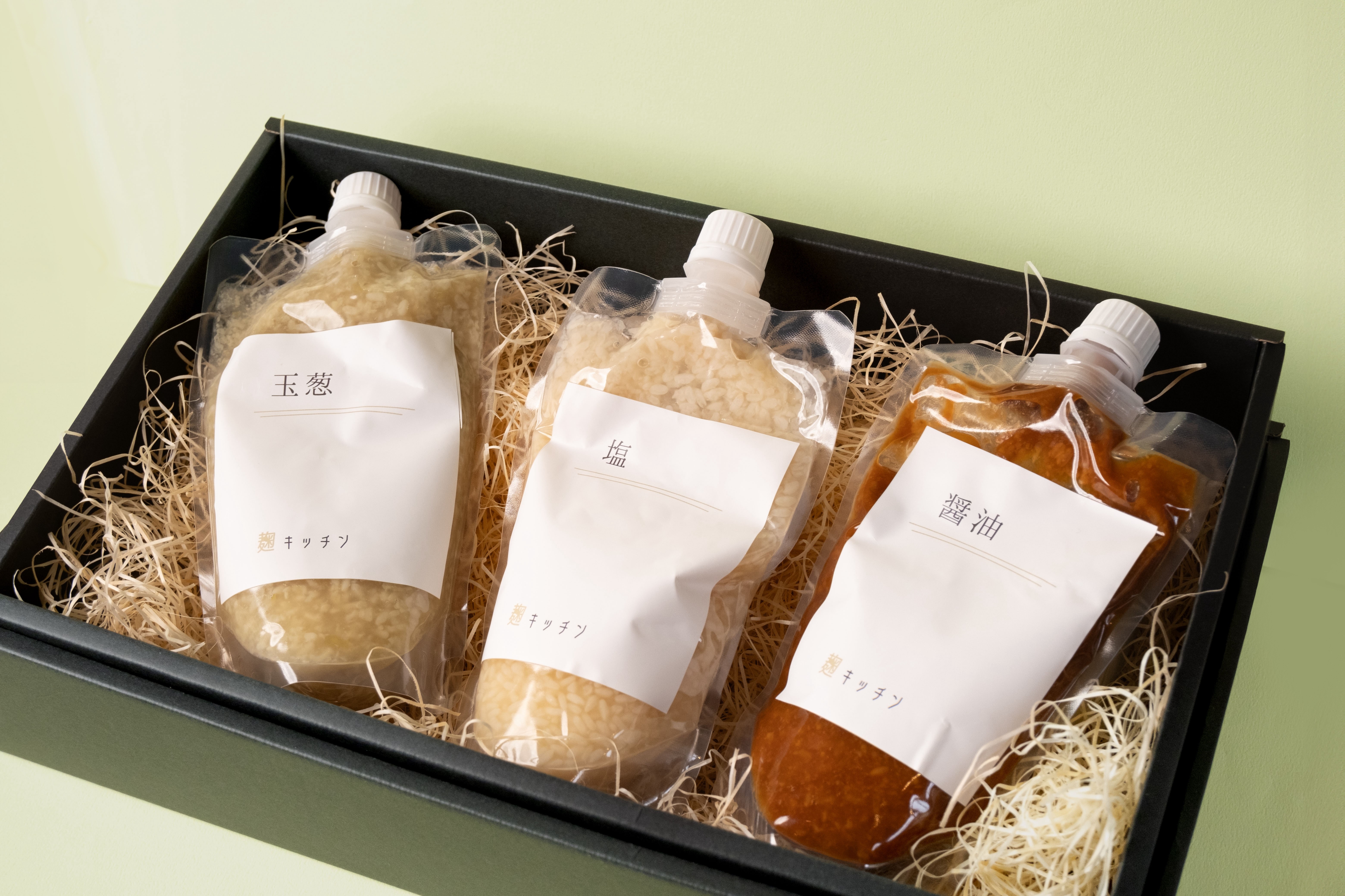 【箱入り】麹kitchen 調味料 3種セット（塩麹、玉葱麹、醤油麹）