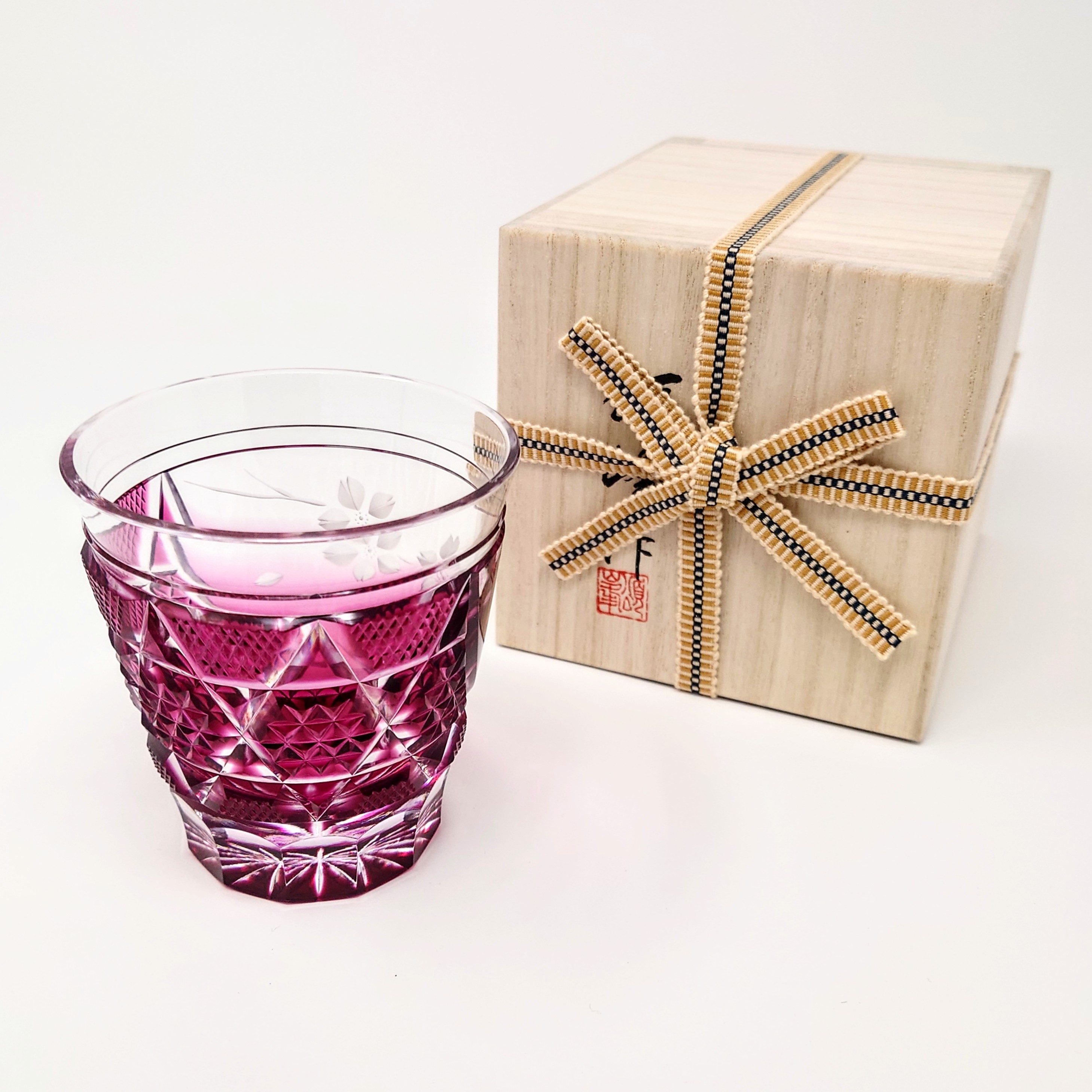 Satsuma Kiriko Old Rock (Rock Glass) "Hanayaka": Gold Red (Expandable Type) by Shouhou